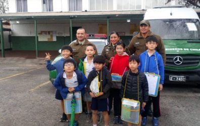 警察署見学（小３・４年）